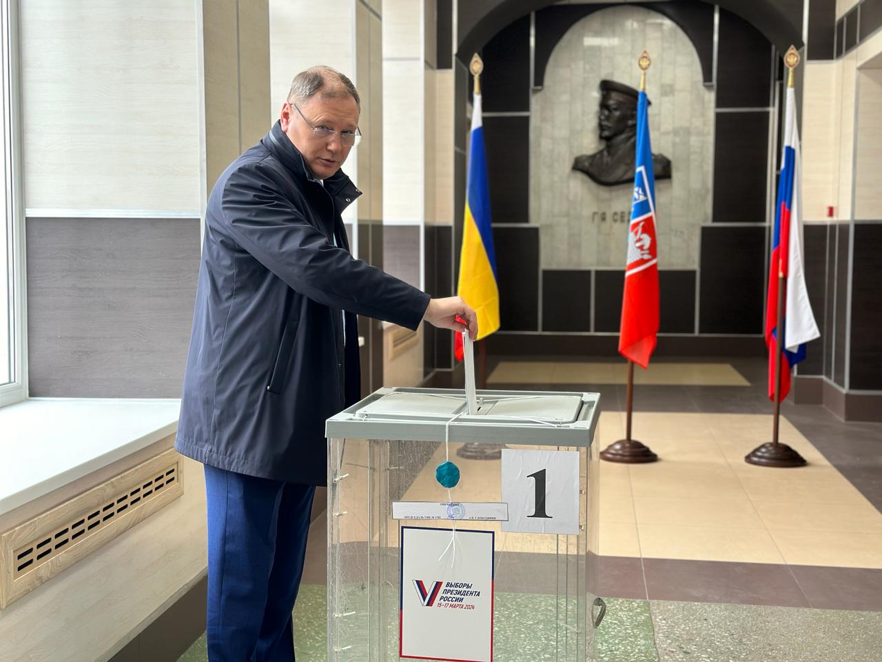 Владимир Ревенко проголосовал на выборах Президента Российской Федерации
