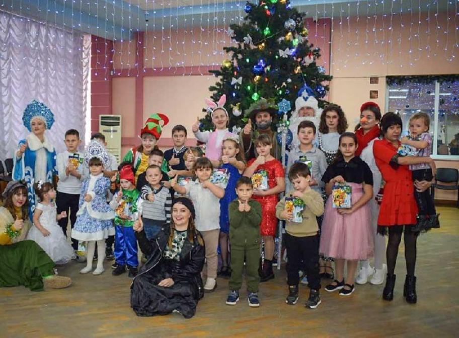 Николай Черкезов поздравил с Новым годом детей участников СВО 