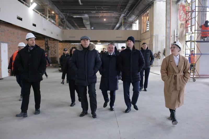 Магомед Дарсигов проинспектировал ход строительства нового автовокзала в Ростове