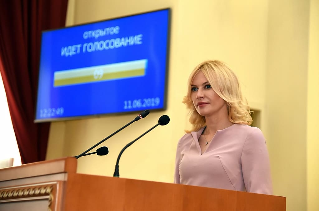 10-е заседание ЗСРО: Новая инициатива депутатов донского парламента защищает интересы сирот и детей-инвалидов 10-е заседание ЗСРО: Новая инициатива депутатов донского парламента защищает интересы сирот и детей-инвалидов