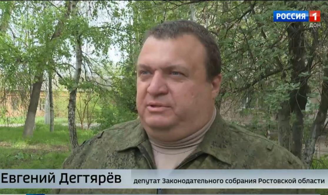 Евгений Дегтярев передал гуманитарный груз бойцам казачьей дивизии "Дон"