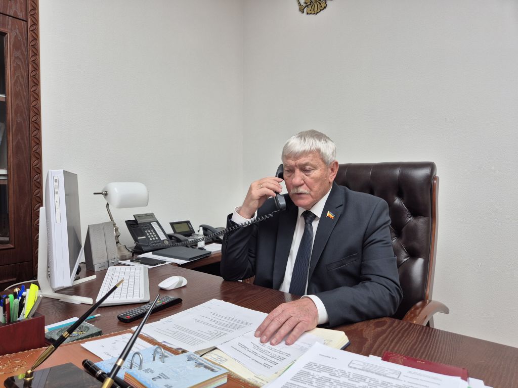 Вячеслав Василенко провел дистанционный прием граждан 