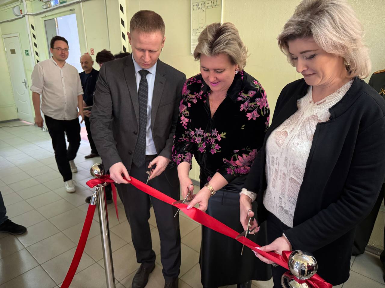 Светлана Пискунова приняла участие в открытии военно-патриотического центра и музея в лицее № 103