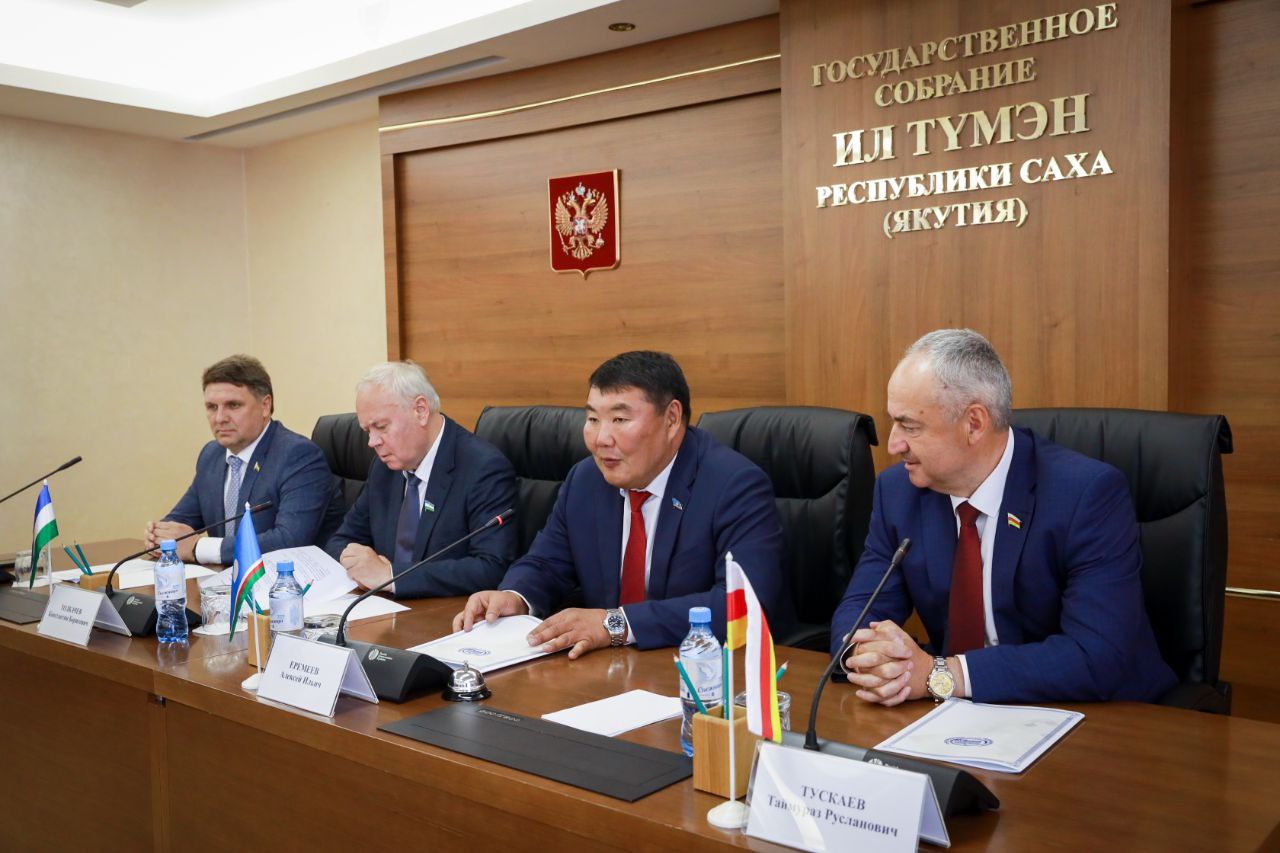Развивается межпарламентское сотрудничество Законодательного Собрания Ростовской области с Республикой Саха (Якутия)