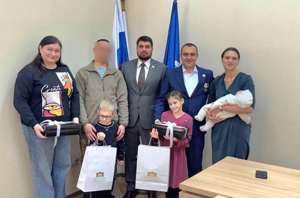 Павел Кузьмин провел прием для участников СВО