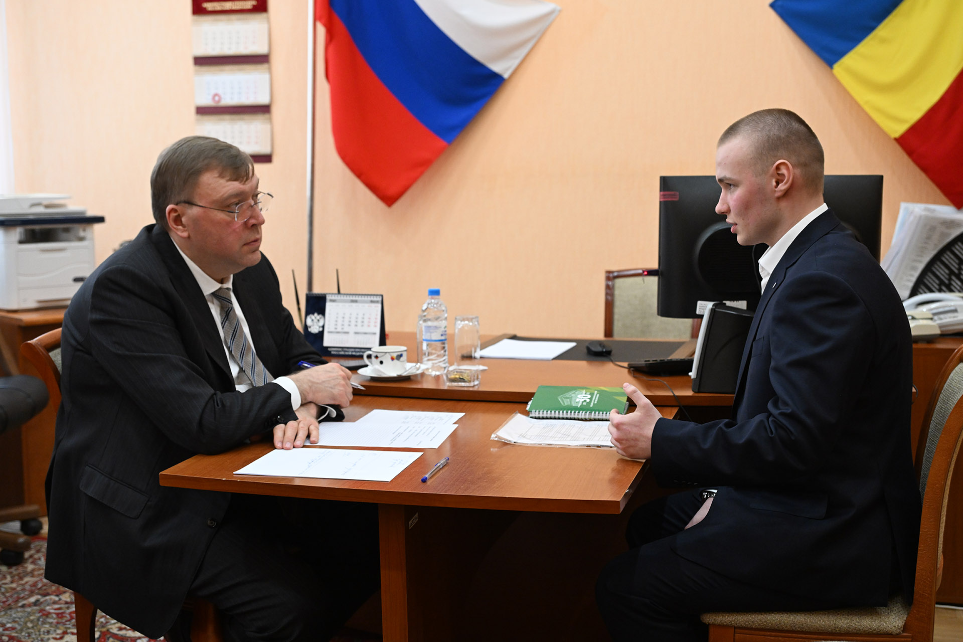 Председатель Законодательного Собрания Ростовской области Александр Ищенко провел прием граждан
