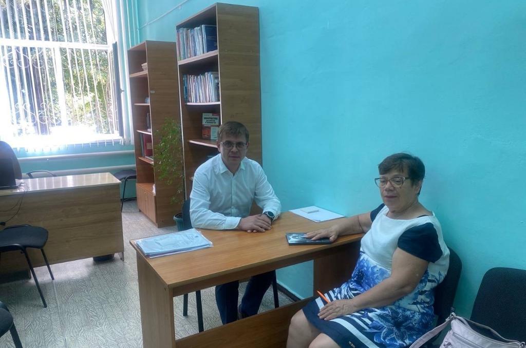 Борис Вальтер провел личный прием граждан в городе Батайске 