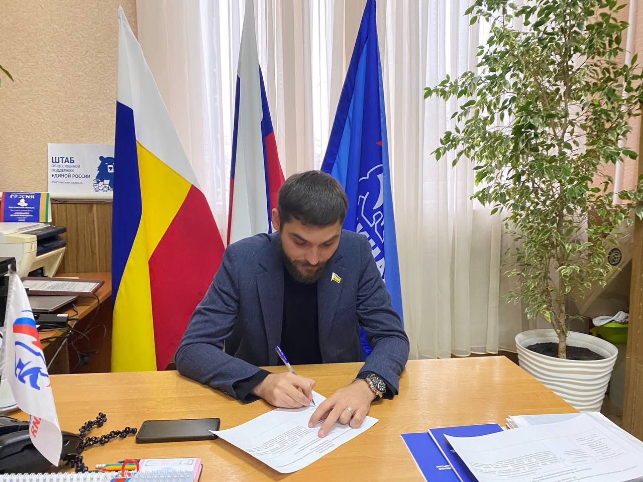 Николай Ромашенко провел прием граждан в Константиновском районе