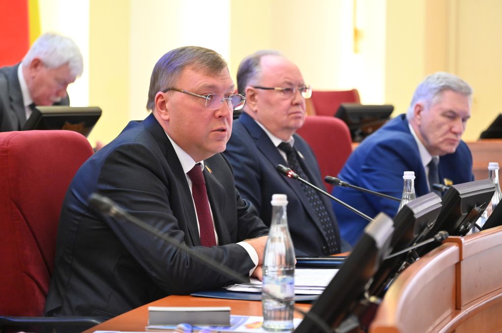 17-е заседание ЗС РО: Расширены категории участников СВО, имеющих право на бесплатное предоставление земельного участка