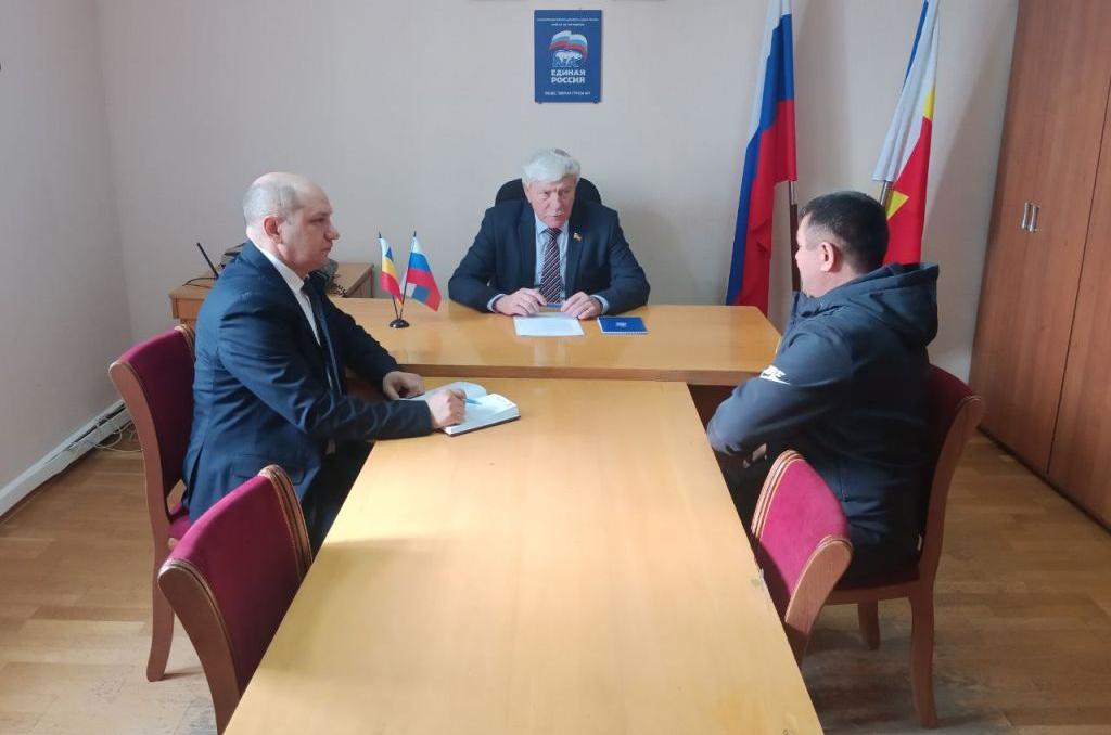 Вячеслав Василенко провел прием граждан в станице Советской