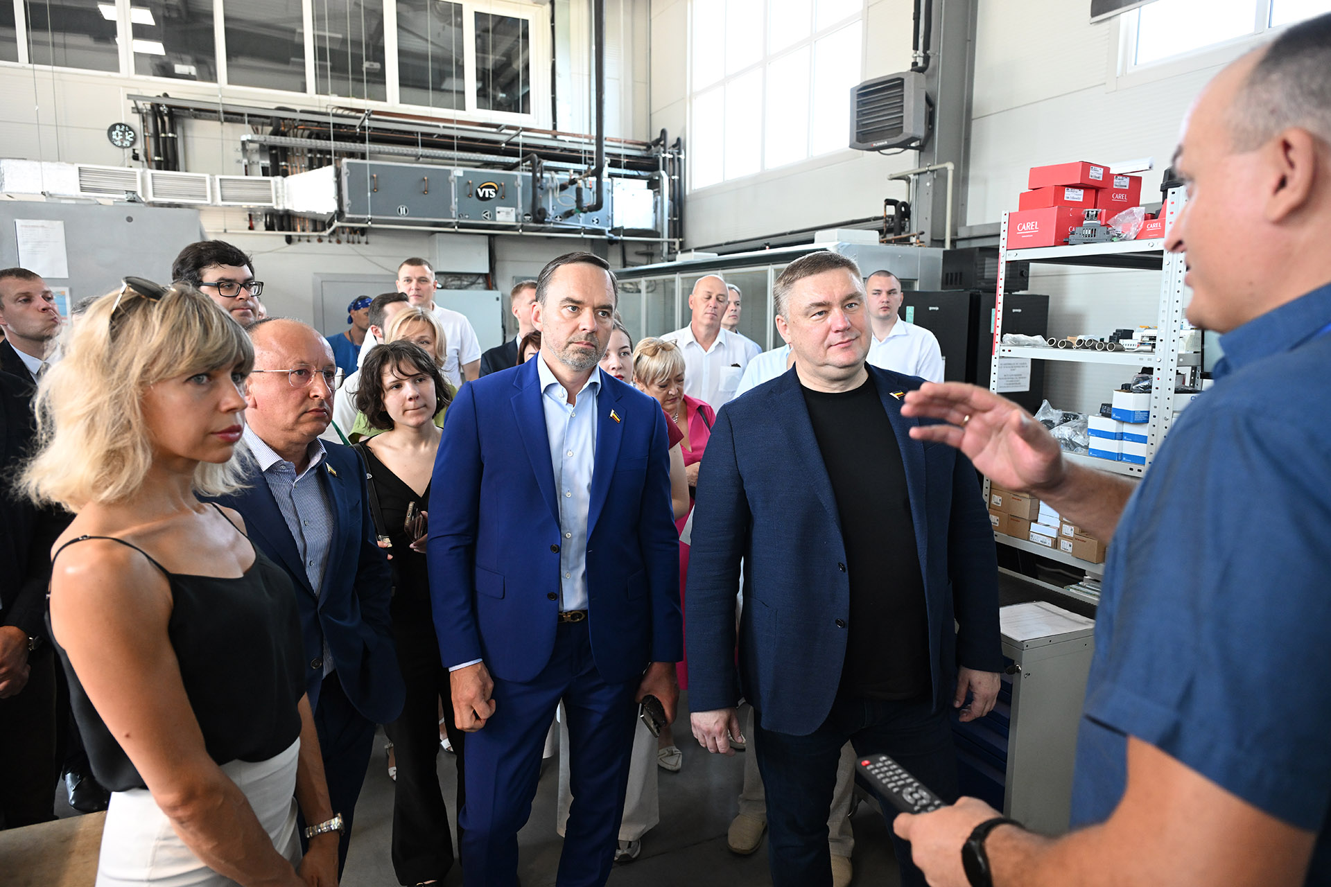 Общественное обсуждение на тему «Развитие экспорта в Ростовской области»