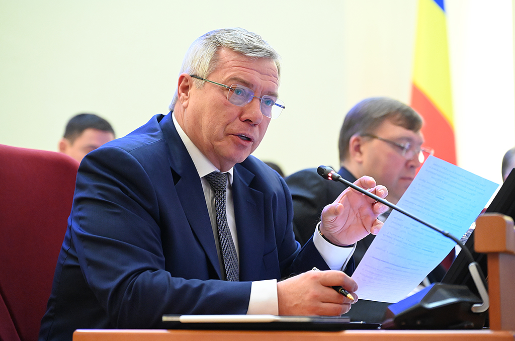 Губернатор Василий Голубев поблагодарил депутатов за взаимодействие при подготовке бюджета на ближайшие 3 года