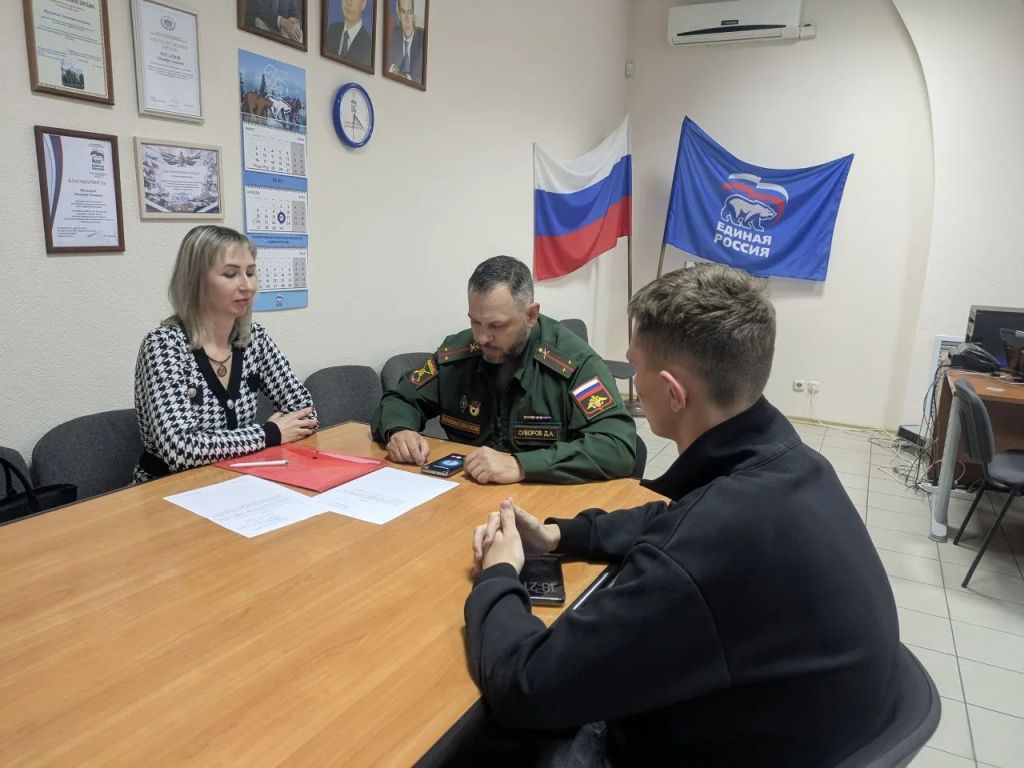 Дмитрий Суворов провел прием граждан