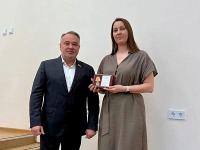 Магомед Дарсигов в Ростове-на-Дону вручил военным медикам медали «За помощь и милосердие»