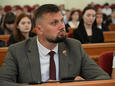 Изображение новости Заседание дискуссионной площадки на тему «Безопасность молодежи в цифровом мире» №30