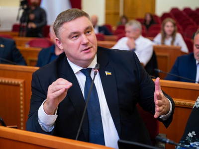 Игорь Бураков: «Новые ограничения продажи энергетиков вводятся для защиты здоровья детей и молодежи»