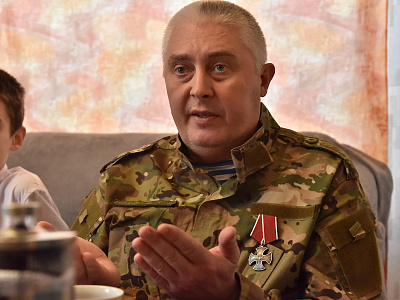 Изображение новости Александр Ищенко поздравил семьи участников специальной военной операции с Днем защитника Отечества №12