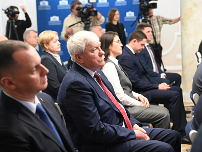 Изображение новости Подписание Соглашения о межпарламентском сотрудничестве между регионами Содружества «Донбасс» №18