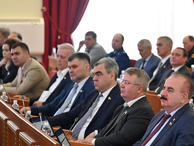 Депутаты донского парламента оказывают помощь медицинским организациям 