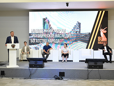 На «Самбекских высотах» открыли информационный стенд в память о ленинградцах, освобождавших Ростовскую область 