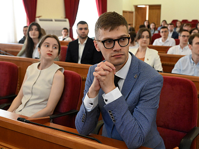 Изображение новости Заседание дискуссионной площадки на тему «Безопасность молодежи в цифровом мире» №17