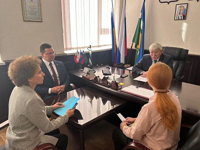 Вячеслав Василенко провел прием граждан в Кашарском районе