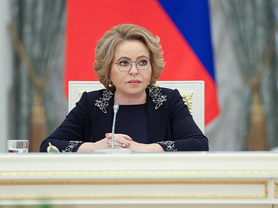 Валентина Матвиенко: «Новая редакция Конституции – символ нашего единства, нашей общей ответственности за судьбу Родины»