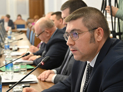 Изображение новости Заседание круглого стола на тему «Законодательные аспекты защиты донского пчеловодства» №12