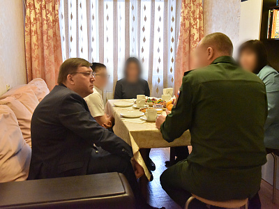 Изображение новости Александр Ищенко поздравил семьи участников специальной военной операции с Днем защитника Отечества №21