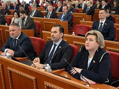 Депутаты донского парламента помогают учреждениям здравоохранения и образовательным организациям